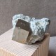 Pyrite sur matrice