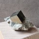 Pyrite sur matrice