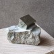 Pyrite sur matrice