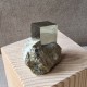 Pyrite sur matrice