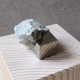 Pyrite sur matrice