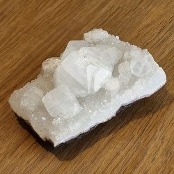 Apophyllite - druse