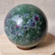 rubis sur fuchsite - sphère