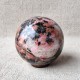 Rhodonite - sphère
