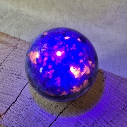 Yooperlite - Syénite Sodalite - Sphère
